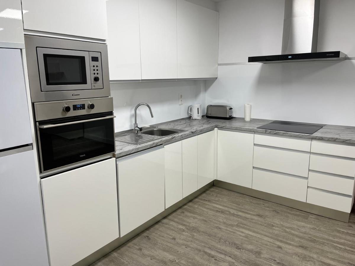 Apartamento En La Playa. Free Parking. Free Wifi L' Escala المظهر الخارجي الصورة